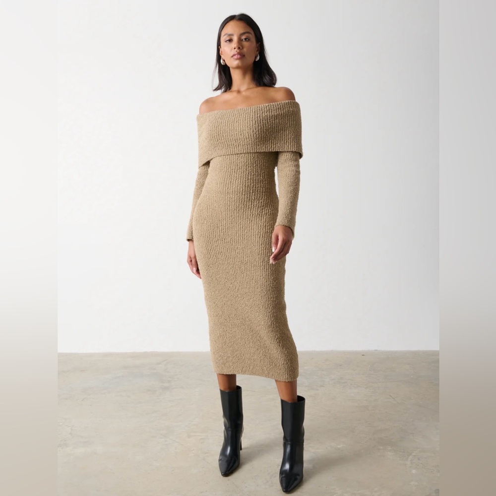 Pretty lavish Knit Dress